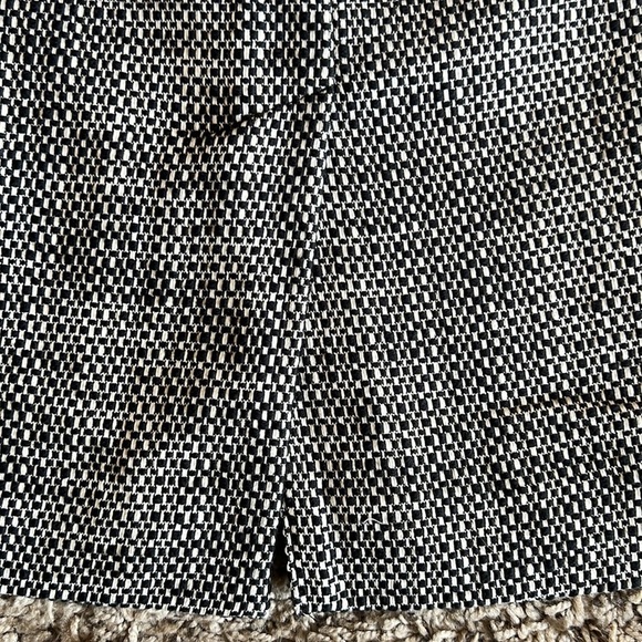 Ann Taylor Loft Black & White Pencil Skirt Size 8 - Picture 6 of 11